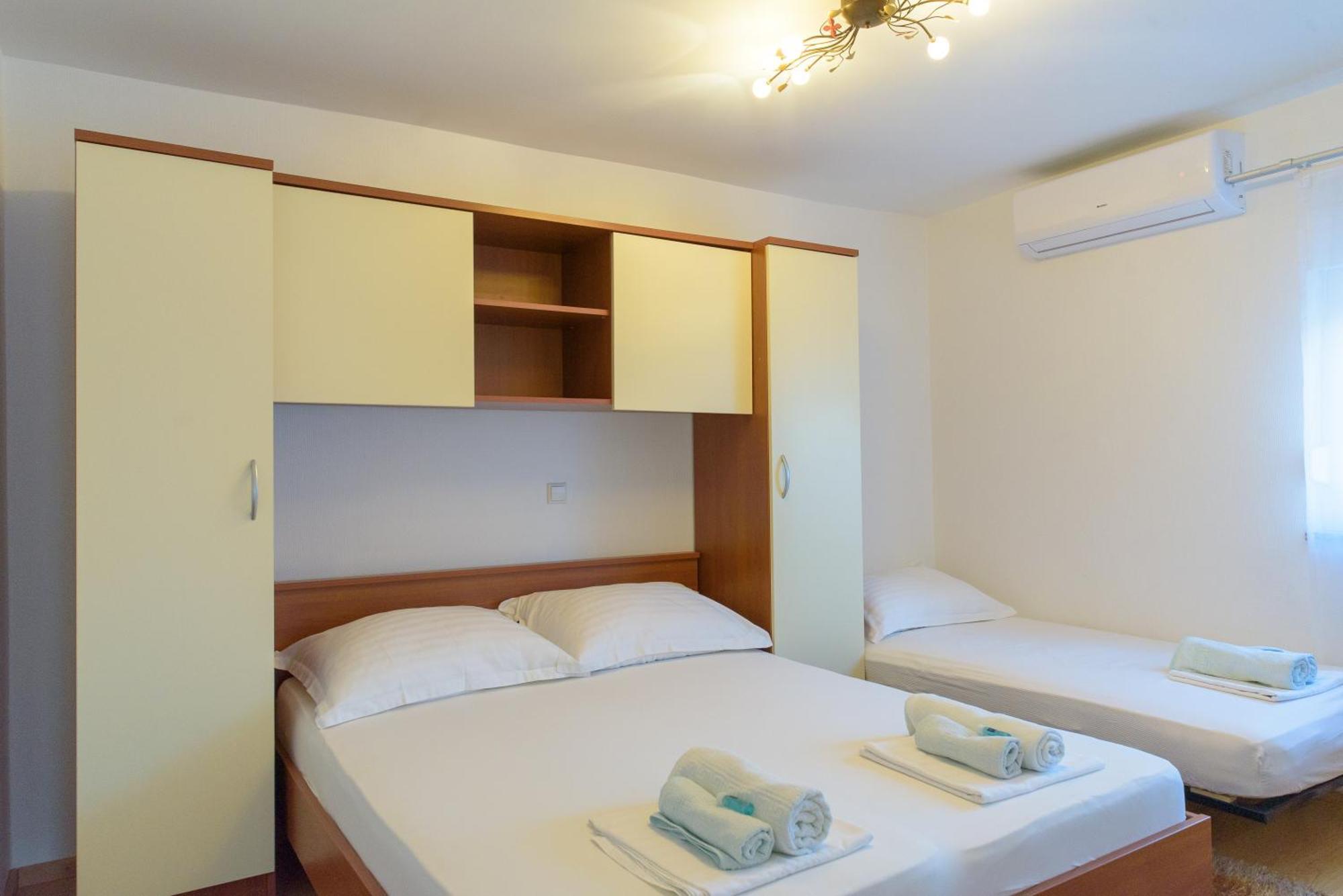 Jeli Apartments Стариград-Пакленица Номер фото
