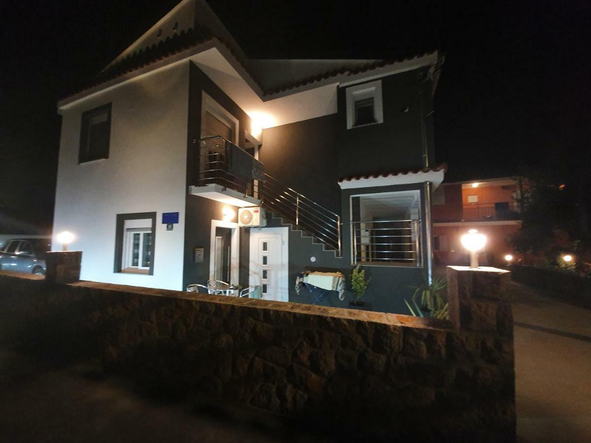 Jeli Apartments Стариград-Пакленица Экстерьер фото